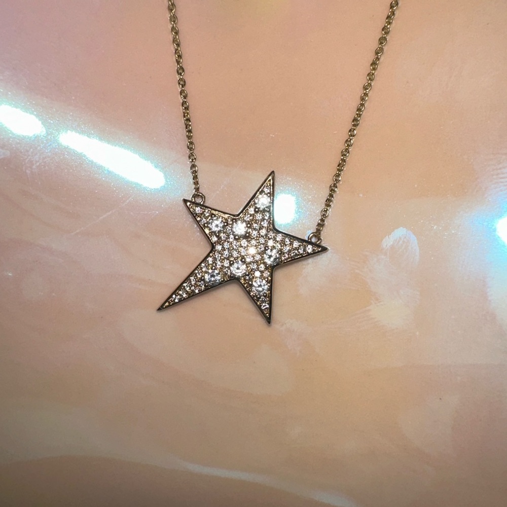 Melinda Maria Star Necklace